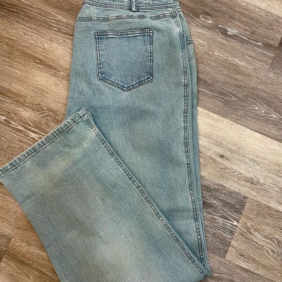NWT Ellen Tracy Jeans Indigo Style80484203  Size 14 Wide Leg Casual Full - Picture 3 of 13